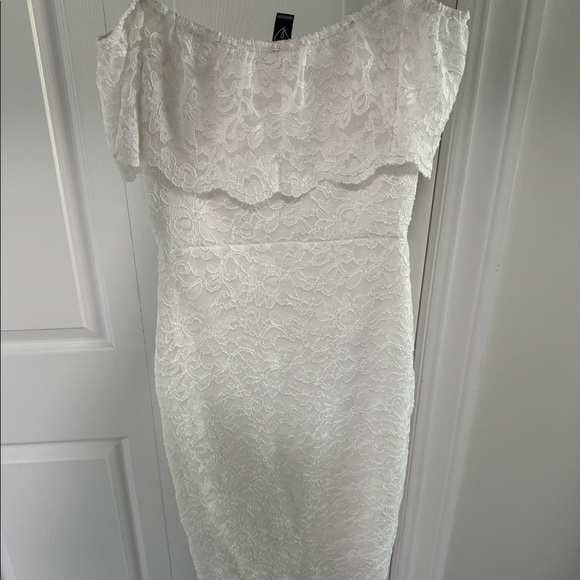 Windsor WHITE lace off the shoulder dress - Picture 4 of 6
